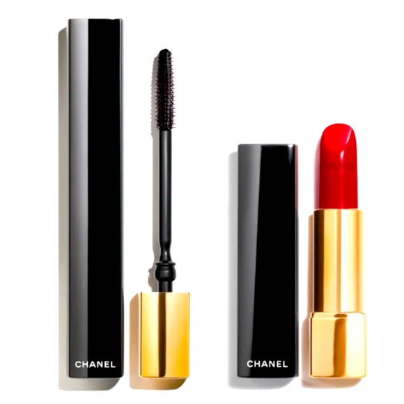Chanel Holiday Makeup set - Picture 3 of 13